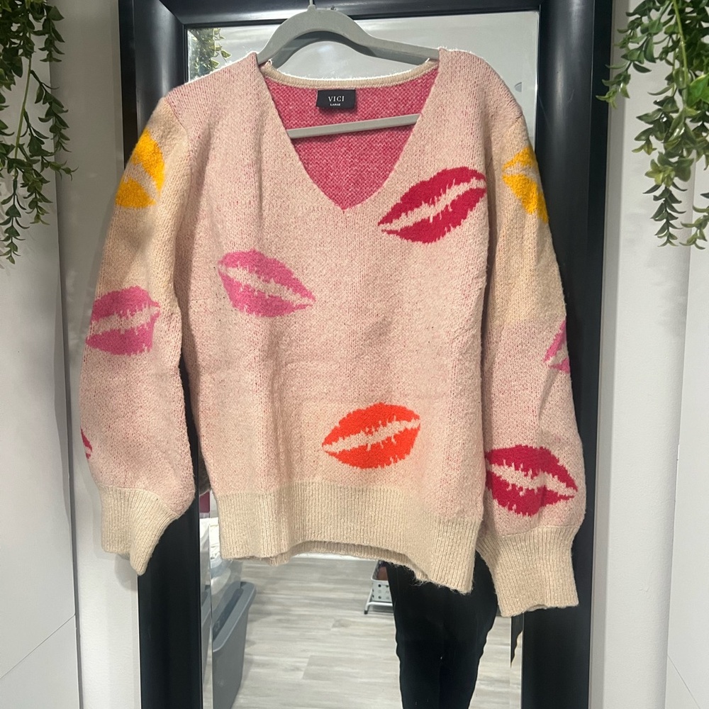 Vici Women's V-Neck Sweater with Pink and Orange Lips